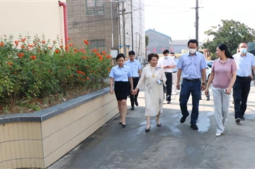 【3499拉斯维加斯动态】荆州区政府向导国庆节到我司走访慰问